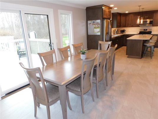 Dining room, Interior, Kitchen, Pendant Lights, Recessed Lighting