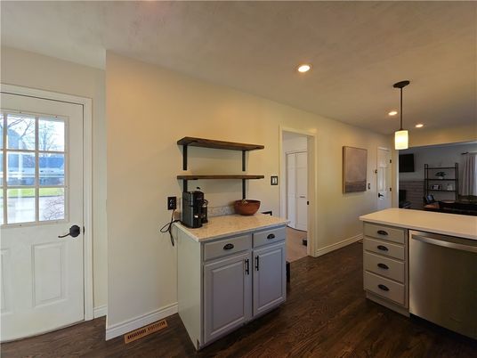 Interior, Kitchen, Pendant Lights, Recessed Lighting, Wood Texture Flooring