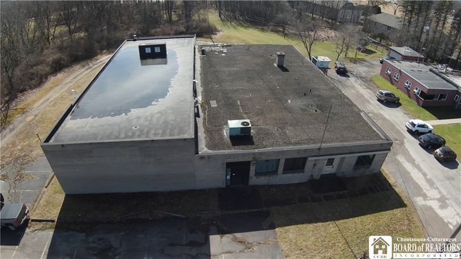 Exterior, Drone