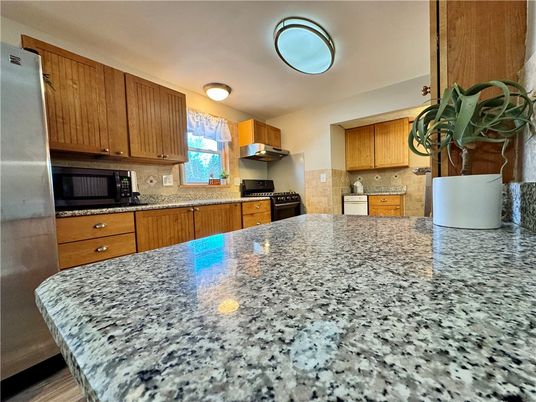 Interior, Kitchen, Stainless Steel Appliances
