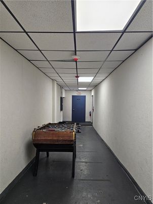 Game Room, Interior