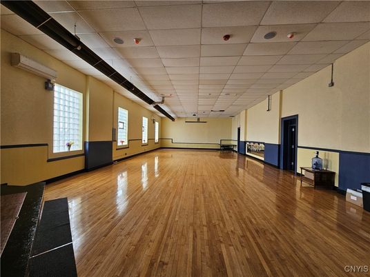 Empty room, Interior, Pendant Lights, Wood Texture Flooring