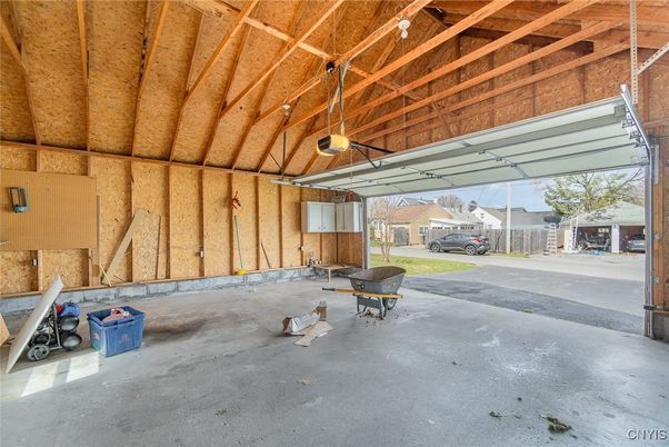 Garage, Interior, Wooden Beams, Wooden Ceilings