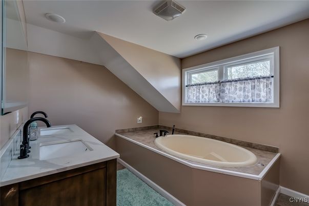 Bathroom, Interior, Recessed Lighting