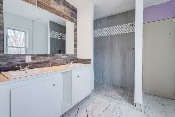 Bathroom, Dual Sink Vanities, Interior, Marble