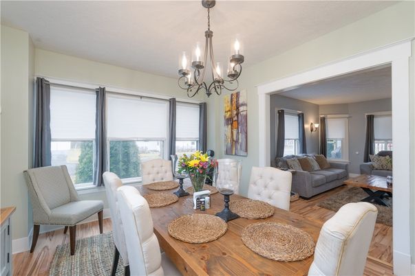 Chandelier, Dining room, Interior, Living room, Wood Texture Flooring