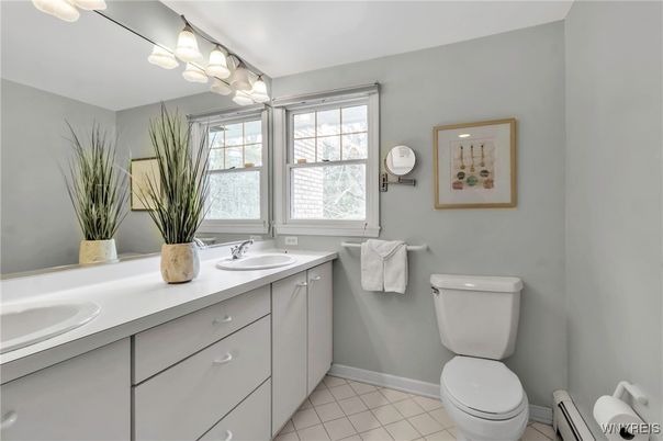 Bathroom, Dual Sink Vanities, Interior