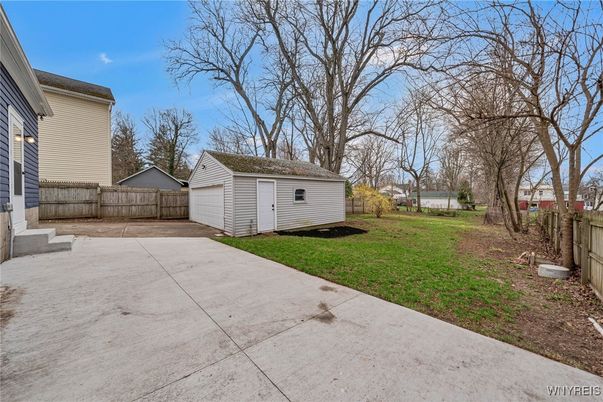 Backyard, Detached Garage, Exterior