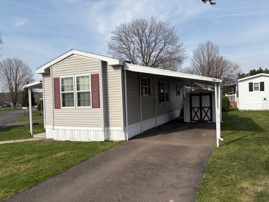 Detached Garage, Exterior