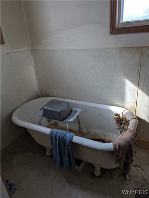 Bathroom, Free Standing Baths, Interior