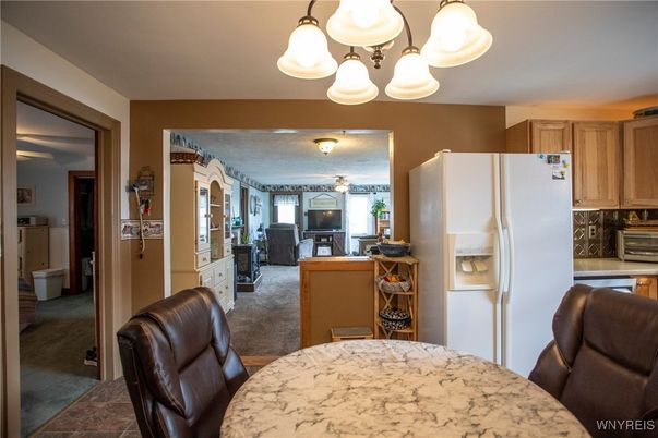 Chandelier, Dining room, Interior, Kitchen, Living room