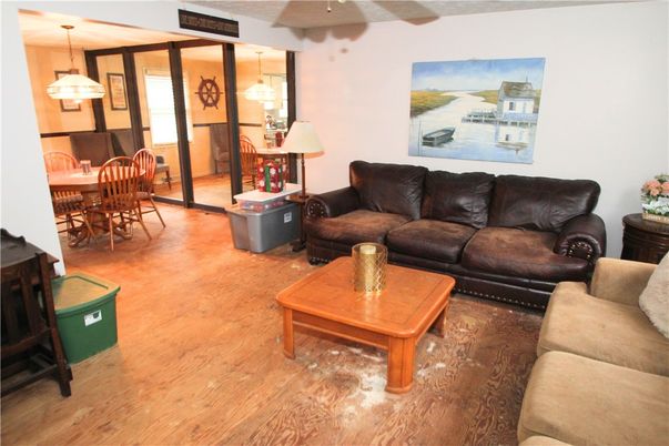 Dining room, Interior, Living room, Pendant Lights, Wood Texture Flooring