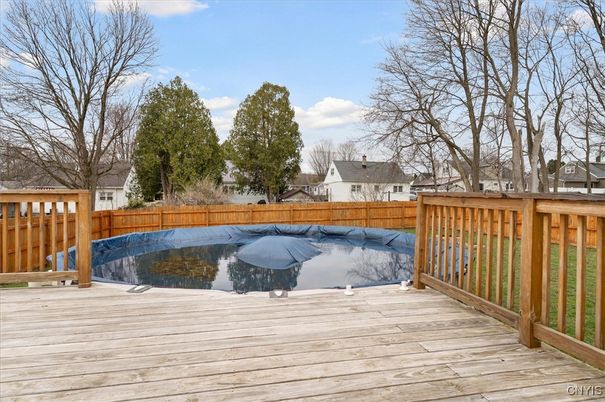 Exterior, Hot Tub