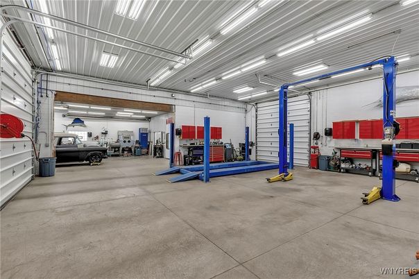 Fitness Equipment, Garage, Interior