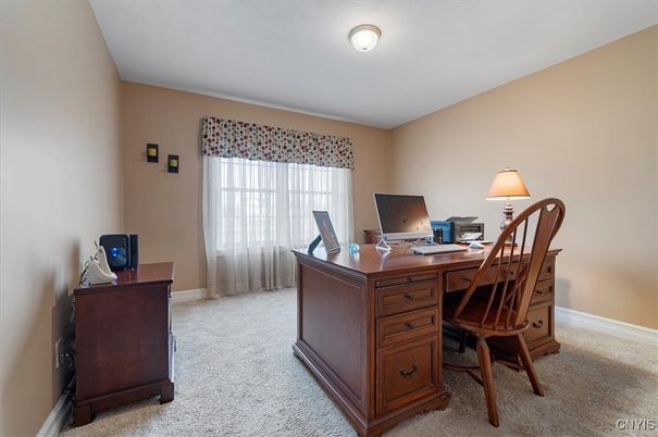 Home Office, Interior