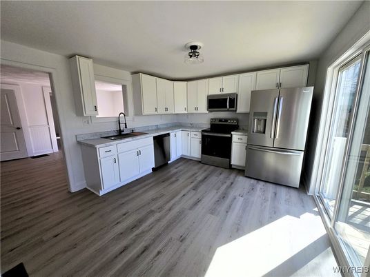 Interior, Kitchen, Stainless Steel Appliances, Wood Texture Flooring