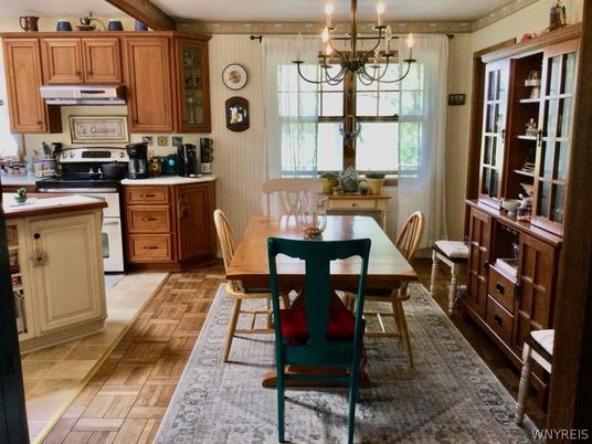 Chandelier, Dining room, Interior, Kitchen, Recessed Lighting, Wood Texture Flooring