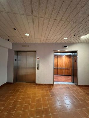 Elevator, Interior, Recessed Lighting