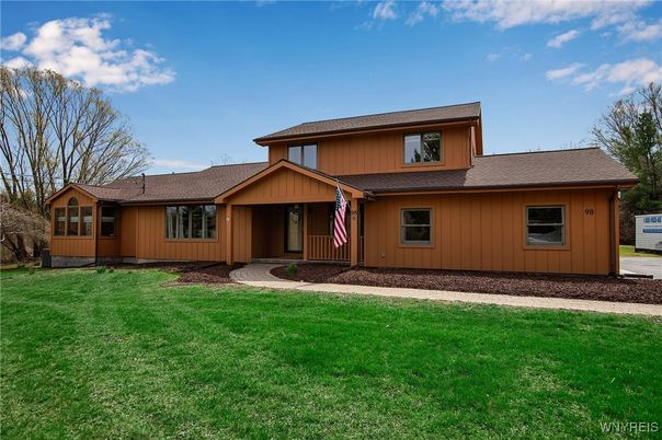 Backyard, Exterior, Facade, Ranch