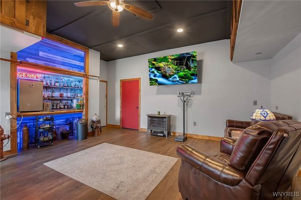 Interior, Recessed Lighting, Wood Texture Flooring