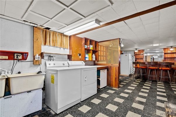 Interior, Washer