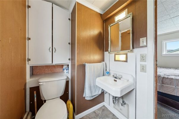 Bathroom, Interior
