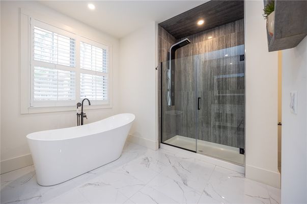 Bathroom, Free Standing Baths, Glass Shower, Interior, Marble, Recessed Lighting