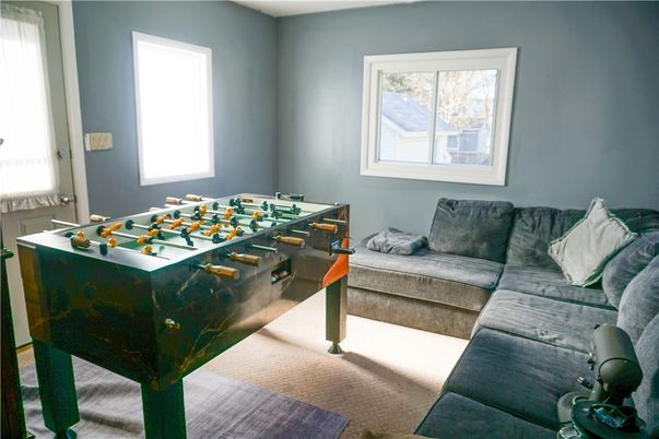 Game Room, Interior, Living room
