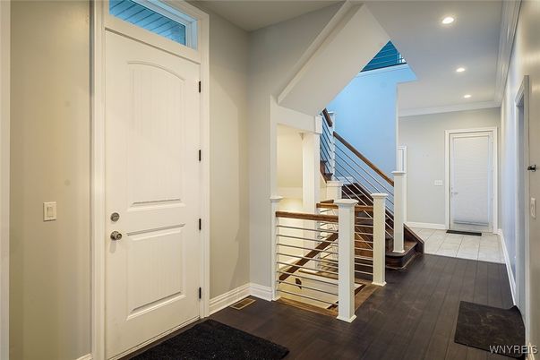 Interior, Recessed Lighting, Wood Texture Flooring