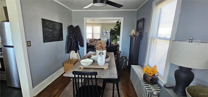 Dining room, Interior, Wood Texture Flooring