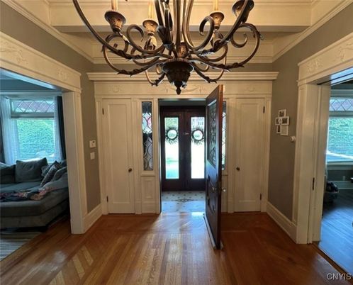 Chandelier, Interior, Wood Texture Flooring