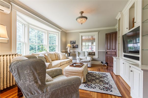 Chandelier, Interior, Living room, Wood Texture Flooring