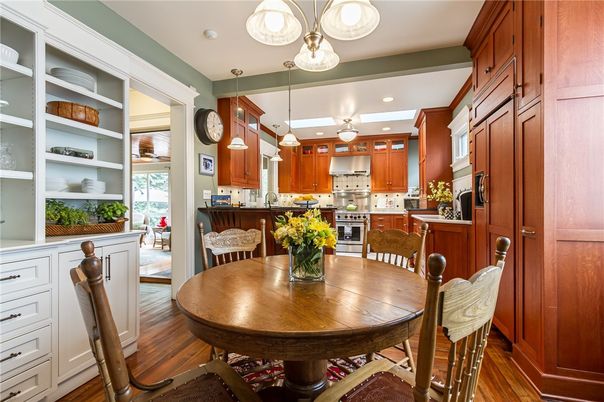 Dining room, Interior, Kitchen, Pendant Lights, Recessed Lighting, Stainless Steel Appliances, Wood Texture Flooring