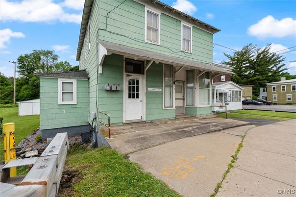 Exterior, Facade, None