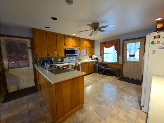 Interior, Kitchen, Recessed Lighting