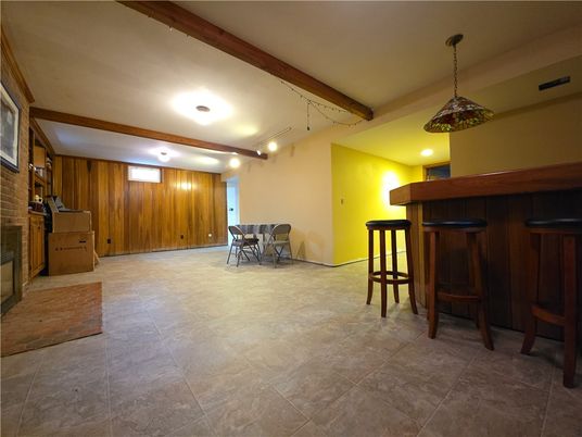 Interior, Pendant Lights, Recessed Lighting, Stone Walls