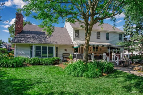 Backyard, Exterior, Facade, Cape Cod
