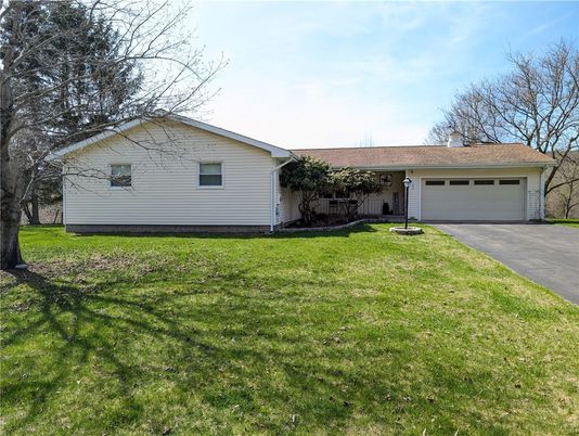 Attached, Backyard, Exterior, Facade, Ranch