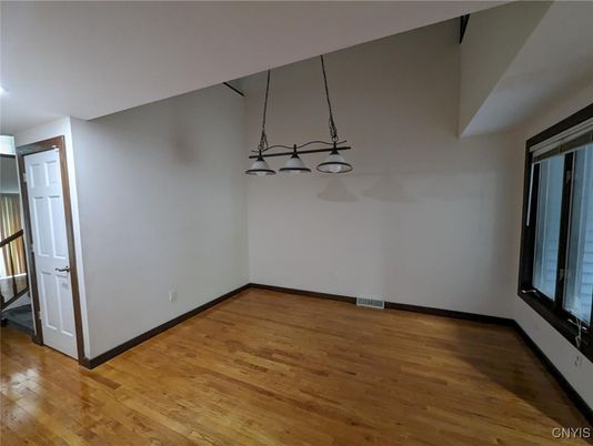 Empty room, Interior, Pendant Lights, Wood Texture Flooring