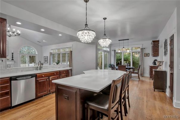 Chandelier, Dining room, Interior, Kitchen, Pendant Lights, Recessed Lighting, Wood Texture Flooring