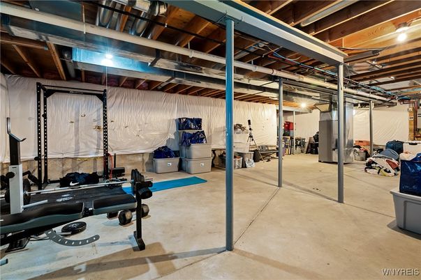 Fitness Equipment, Interior, Wooden Beams