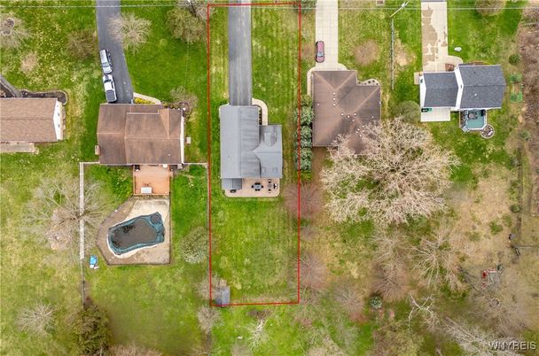 Exterior, Drone