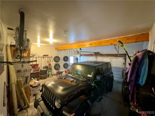 Garage, Interior