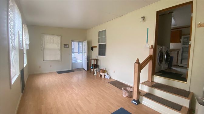 Interior, Washer, Wood Texture Flooring