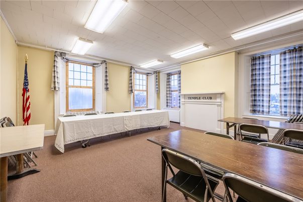 Dining room, Interior