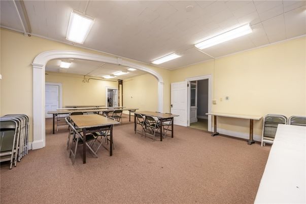 Dining room, Interior