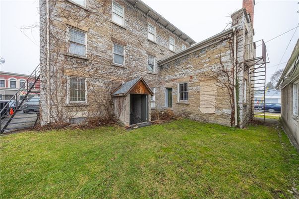 Backyard, Exterior, Facade, Brick Facade, Rowhouse