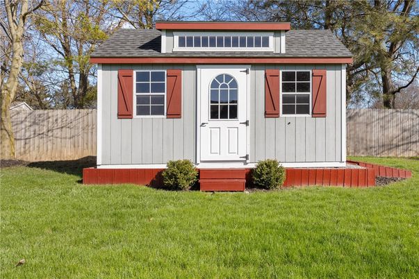 Exterior, Facade, Cape Cod