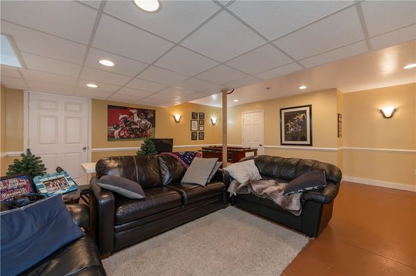 Game Room, Interior, Living room, Recessed Lighting