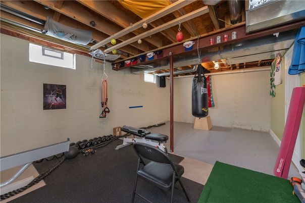 Fitness Equipment, Interior, Wooden Beams